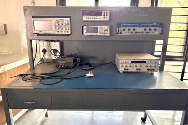 L 203 Electronics system design lab